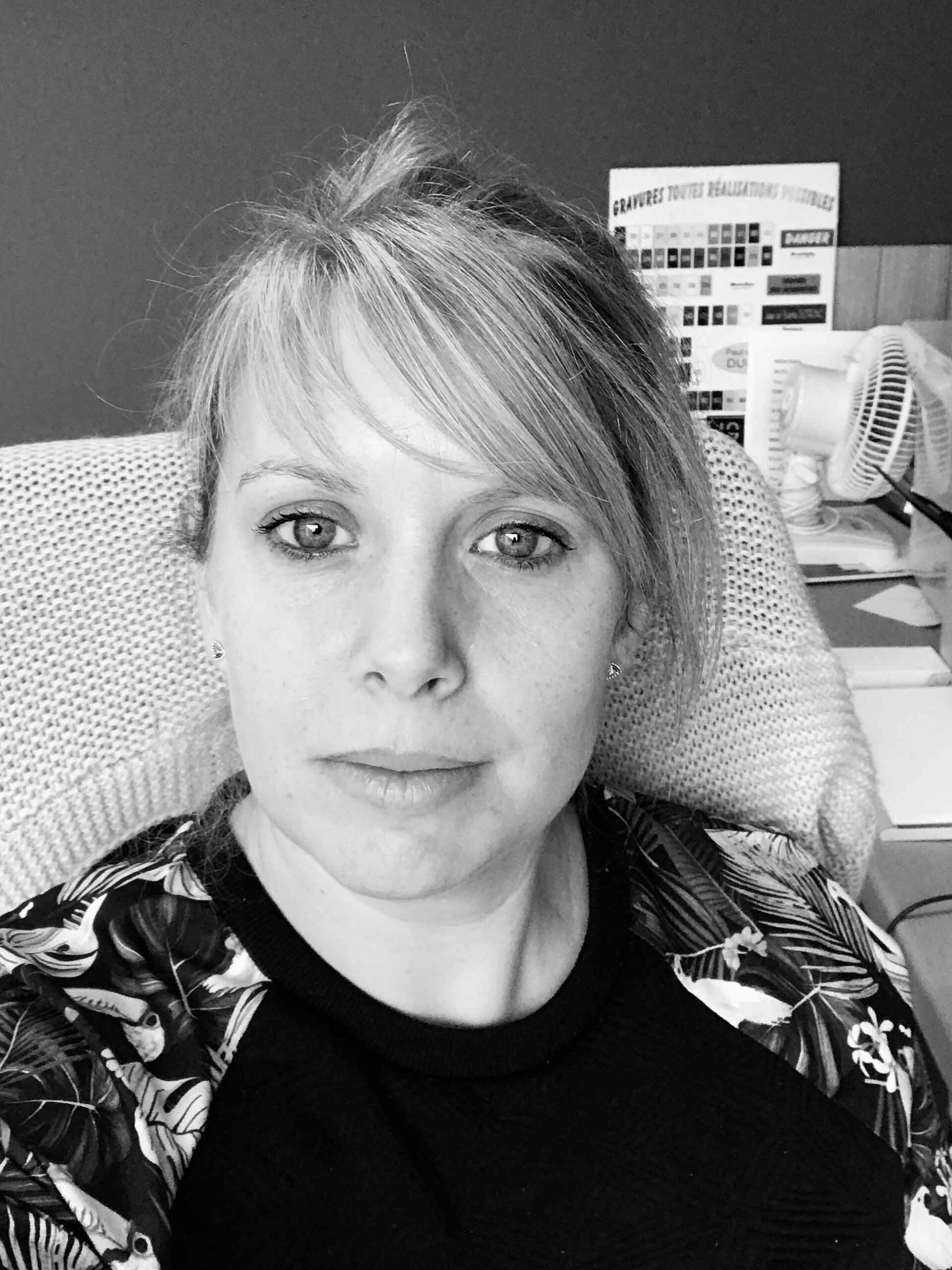 Marine, responsable devis et relation client chez Sticker en Ligne