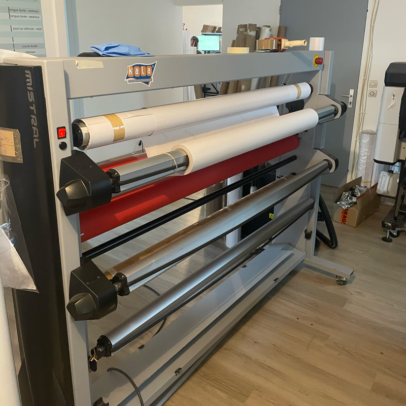 Laminateur Kala Mistral pour la protection des stickers